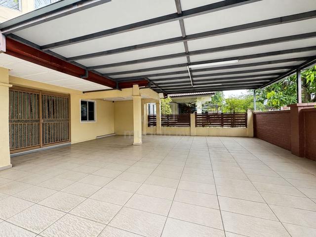 NON BUMI LOT END LOT 💥 Seksyen 8 Double Storey Shah Alam @ SEK8 1
