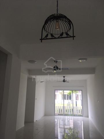 Arahsia Tropicana 2sty house with Clubhouse facilities 1