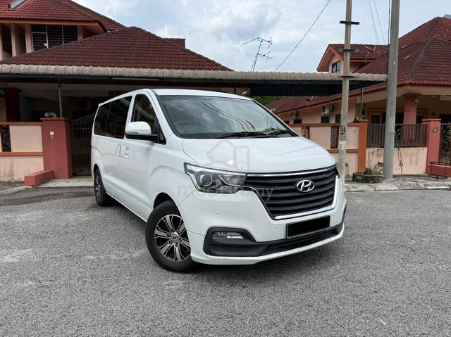 2019 Hyundai GRAND STAREX 2.5 ROYALE NEWCAR CONDIT - 1