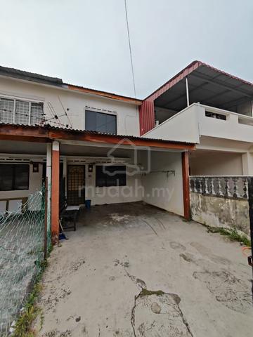 2 Storey Medium Low Cost Partial Furnished 2 Bed 3 Bath Permas 1