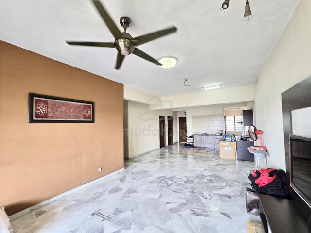 Sri Alam 1