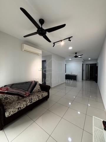 KL Traders Square Residences 1