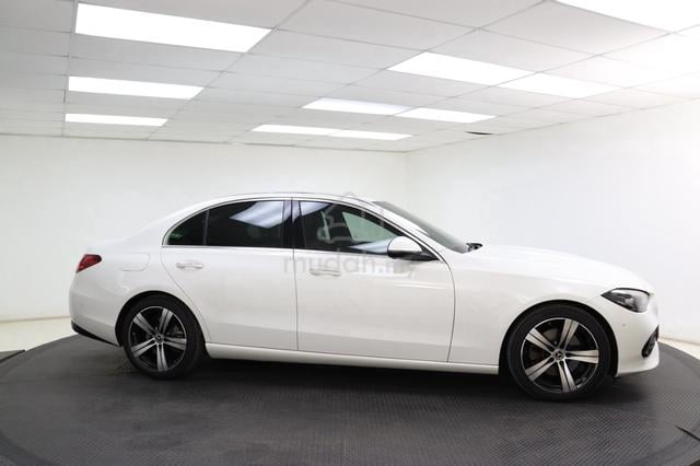2023 MERCEDES BENZ C200 1.5 AVANTGARDE ori mileage - 4