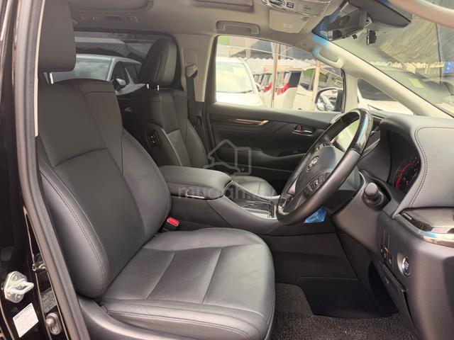 Toyota Alphard 2.5 SC SUNROOF/FULL LOAN - 4