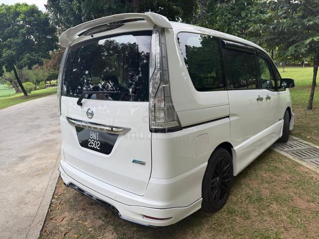 2016 Nissan SERENA 2.0 S-HYBRID HIGHWAY STAR - 4