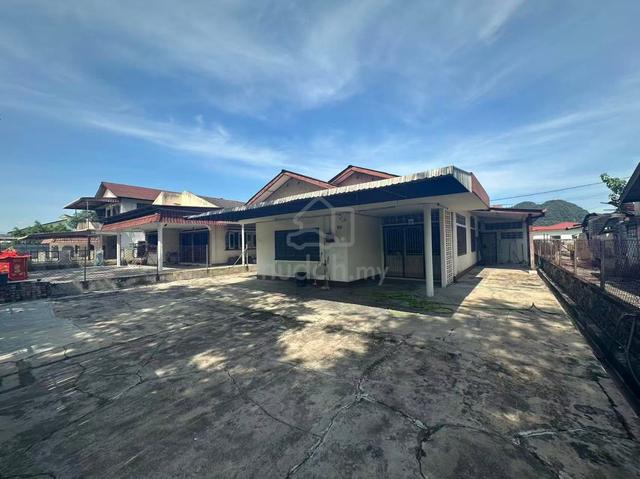 Simpang Pulai Single Storey Bungalow House Facing Main Road Ipoh 1