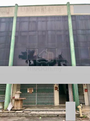 Facing Main Road FREEHOLD Taman Cheng Utama 3Storey Renovated Shoplot 1