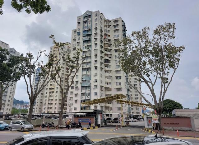 Desa Bayan Apartment 1