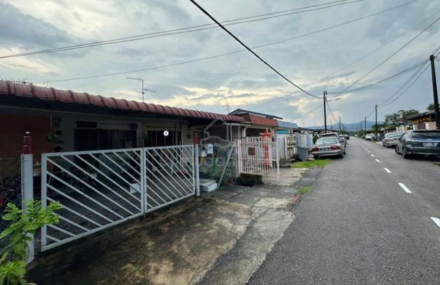 Skudai Taman Universiti Jalan Perubatan L.Cost Single Storey House 1