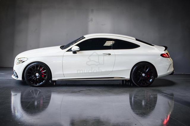 NEW STOCK, MERCEDEs C250 COUPE 2.0 T AMG RED INTER - 5