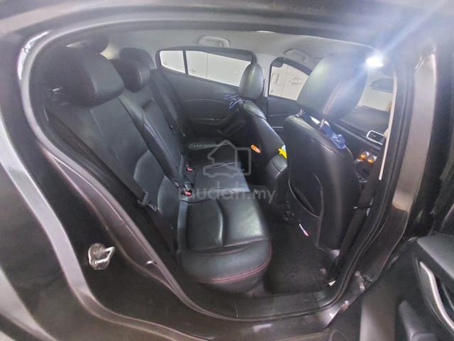 Mazda 3 Skyactive Hatchback 2.0 (2016) (A) - 5