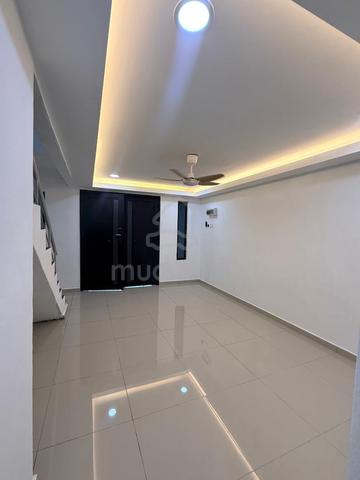 Johor Bahru Taman Johor Jaya Double Storey Low Cost For Sale 1