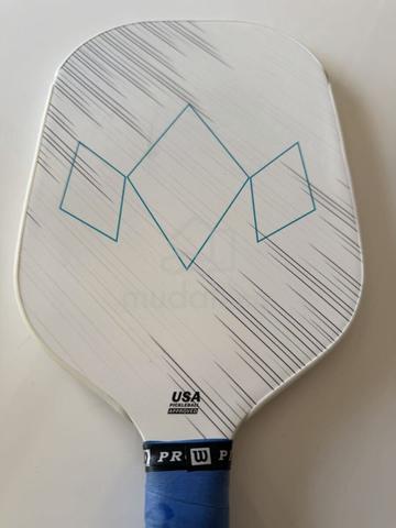 DIADEM ICON V2 XL White Pickleball Paddle - photo 3 of 6
