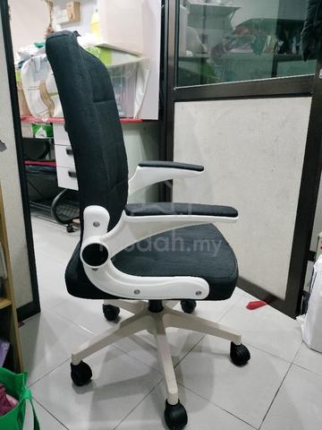 Computer chair, study chair  - photo 2 of 3