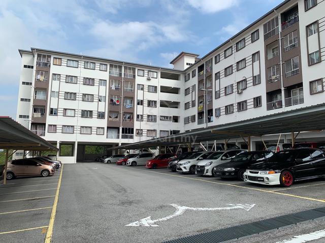 Suria Tropika Apartment 1
