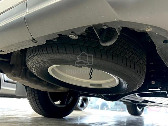 2023 Toyota LANDCRUISER 3.5 AX VJA300W (A) - 4