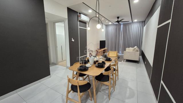 Renna Residence @ The NorthBank 1