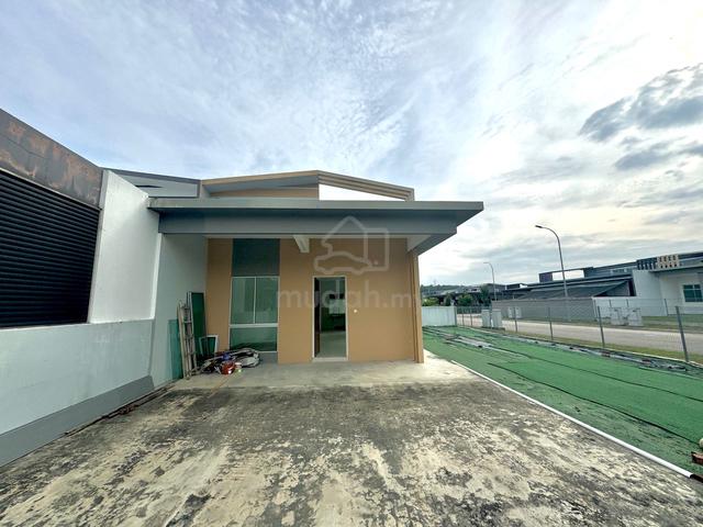 Kangkar Pulai Amber Hills Corner Cluster House 1