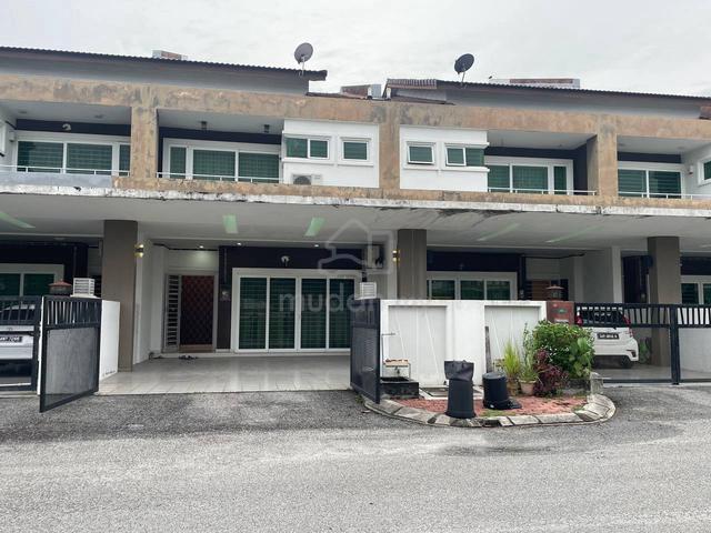 Double Storey Botani Seri Beringin Renovated Depan Padang Cantik 2