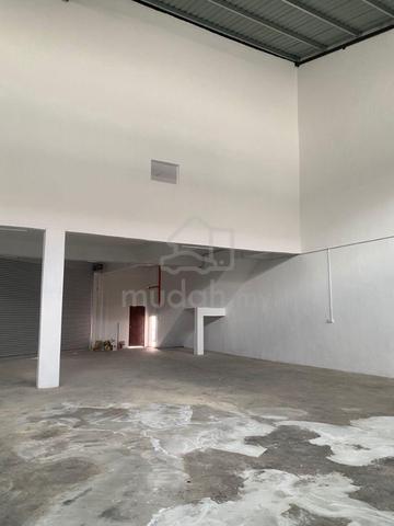 Kulai 1.5 Storey Factory Corner Lot For Sale 1