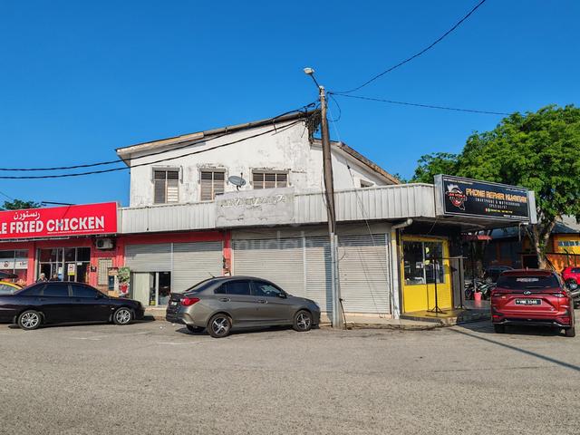 Lot kedai untuk disewa - balok 1