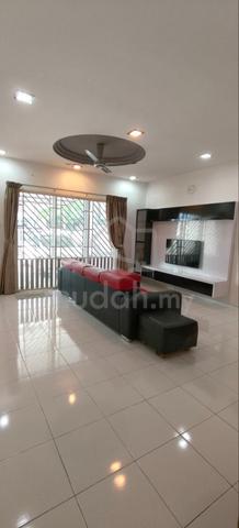 For sale *Taman setia indah Precinct 10* *没有靠近掩水区* Double Storey Hou 1