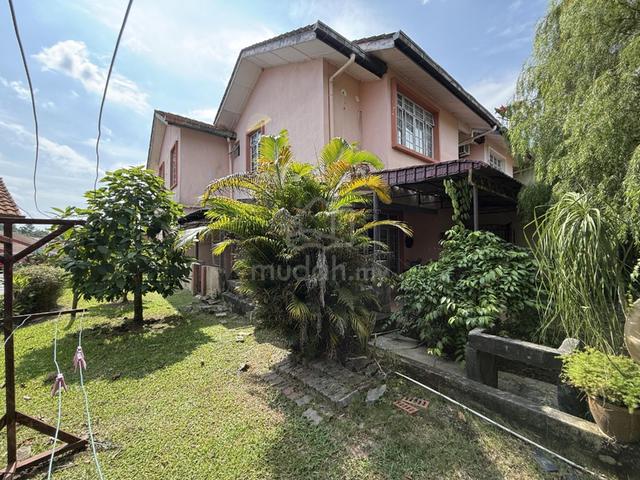 End lot Double storey terrace Persada Damai, Bandar Enstek 1