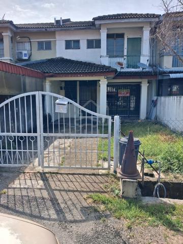 Double Storey Terrace House for Rent – Taman Jejarum, Bukit Sentosa 1