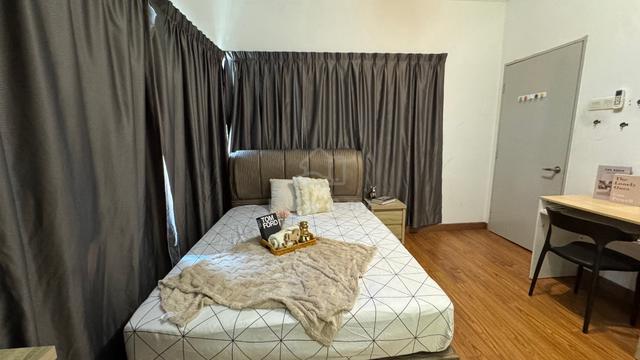 Master Room for rent at Residensi Desa @ Happy Garden 1