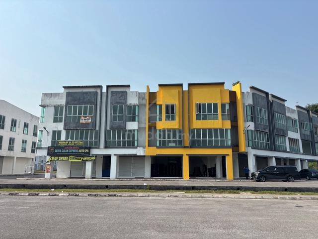 Facing Main Road Muara Tuang 3-Storey Shophouse For Sale 1