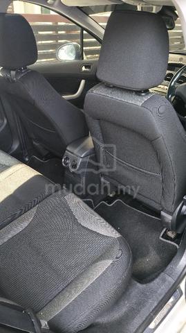 2011 Peugeot 308 1.6 CC THP (A) - 4