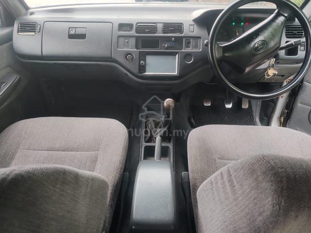 2000 Toyota UNSER 1.8 GLI (M) - 5