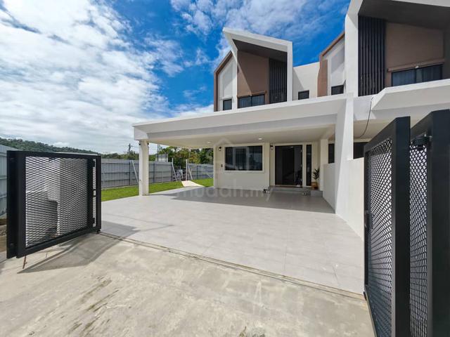 KKIP Sepanggar Modern 2 Storey Landed House โจ V 24 RESIDENCE | Corner 1