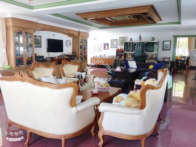 For sale- Impressive Bungalow Taman Starland 2