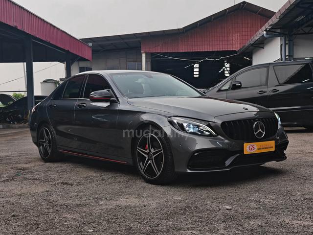 2017 Mercedes Benz C-CLASS 2.0 200 AMG C63 LOOK - 1