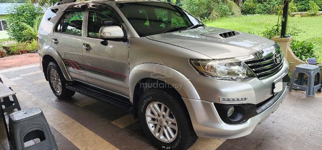 2012 Toyota FORTUNER 2.5 G TRD SPORTIVO VNT - 1