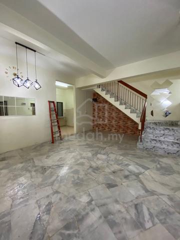 2 Storey House, Bandar Makhota Cheras Seksyen 1, Batu 9 Sungai Long 1