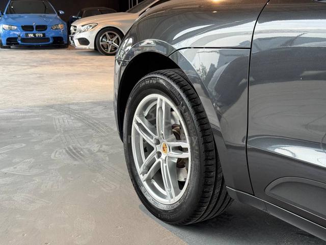 2016 Porsche MACAN 2.0 (A) - PORSCHE MALAYSIA - 4