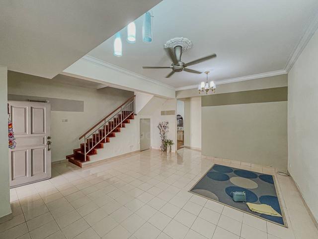FULLY RENO!! 2 Storey Terrace Bandar Putra Permai Seri Kembangan 3