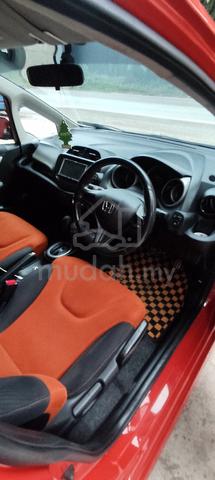2014 Honda JAZZ 1.3 HYBRID FACELIFT (A) - 4