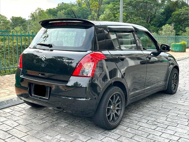 2011 Suzuki SWIFT 1.5 (A) JIMAT MINYAK - 2