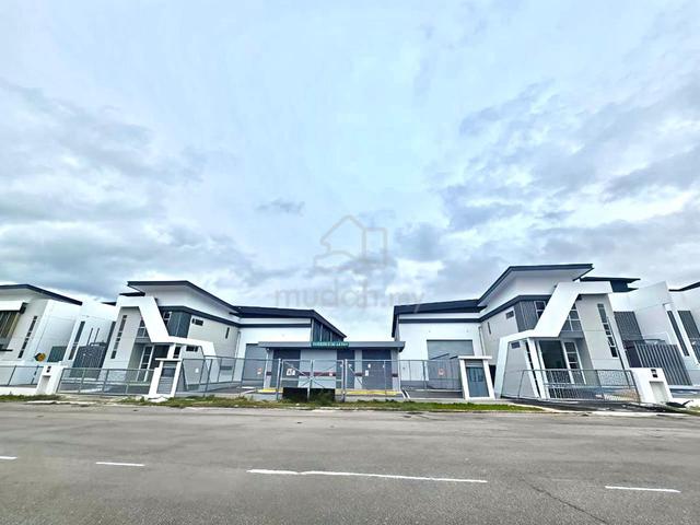 ISynergy Semi-D Factory For Rent 1