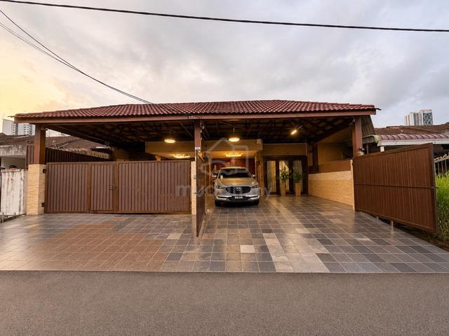Fully Renovated 1-Storey House (2 Units Combined) in AU1, KERAMAT 1