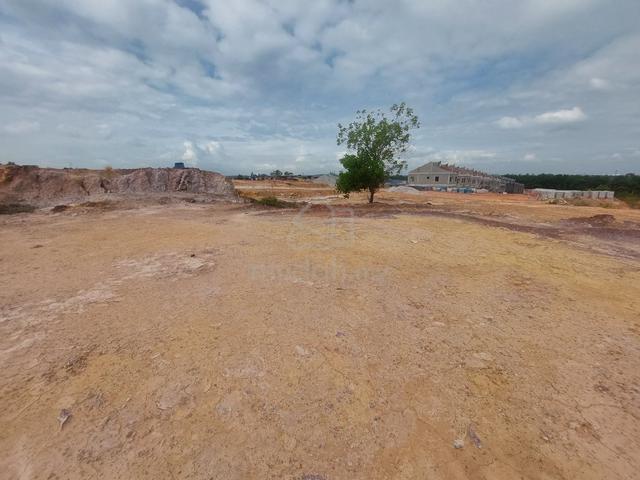 BANGLO LOT [Depan TNB Sepang) Near Main Road Sepang, Selangor 1