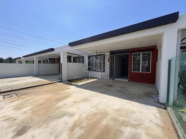 RUMAH LUAS 1 Storey Terrace Taman Salak Kasturi 2, Sepang 1