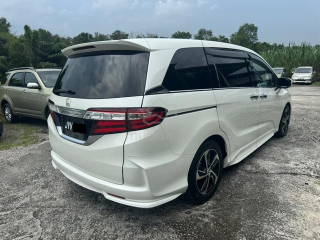 2014/17 Honda ODYSSEY 2.4 ABSOLUTE (A) 4 DOOR (A) - 3