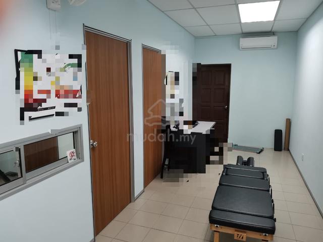 Jalan Jelutong 3-Storey Shop @ Ground Floor 1200sf Facing Main Road 2
