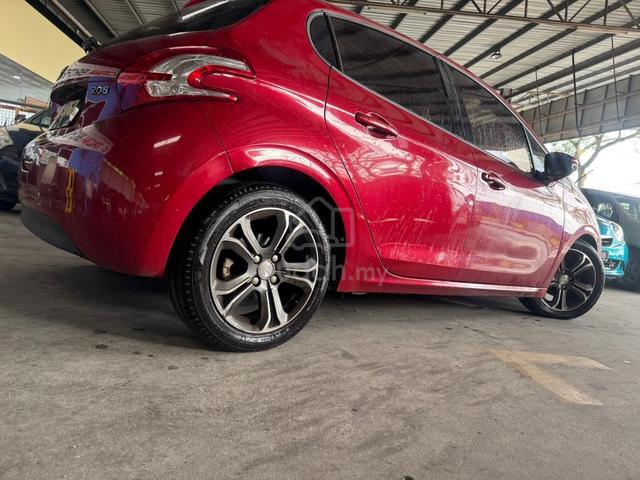 2013 Peugeot 208 1.6 VTI ALLURE (A) - 4