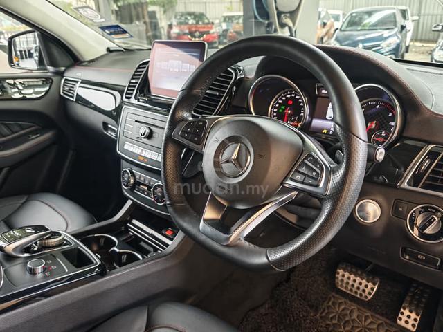 2019 Mercedes Benz GLE350D 3.0 Coupe AMG 4Matic - 4