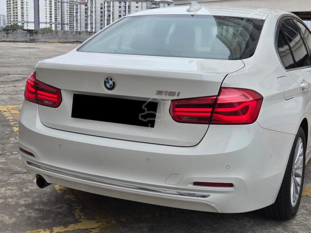 Bmw 318i 1.5 Luxury F30 Facelift 0%DP bulanan 7xx - 5